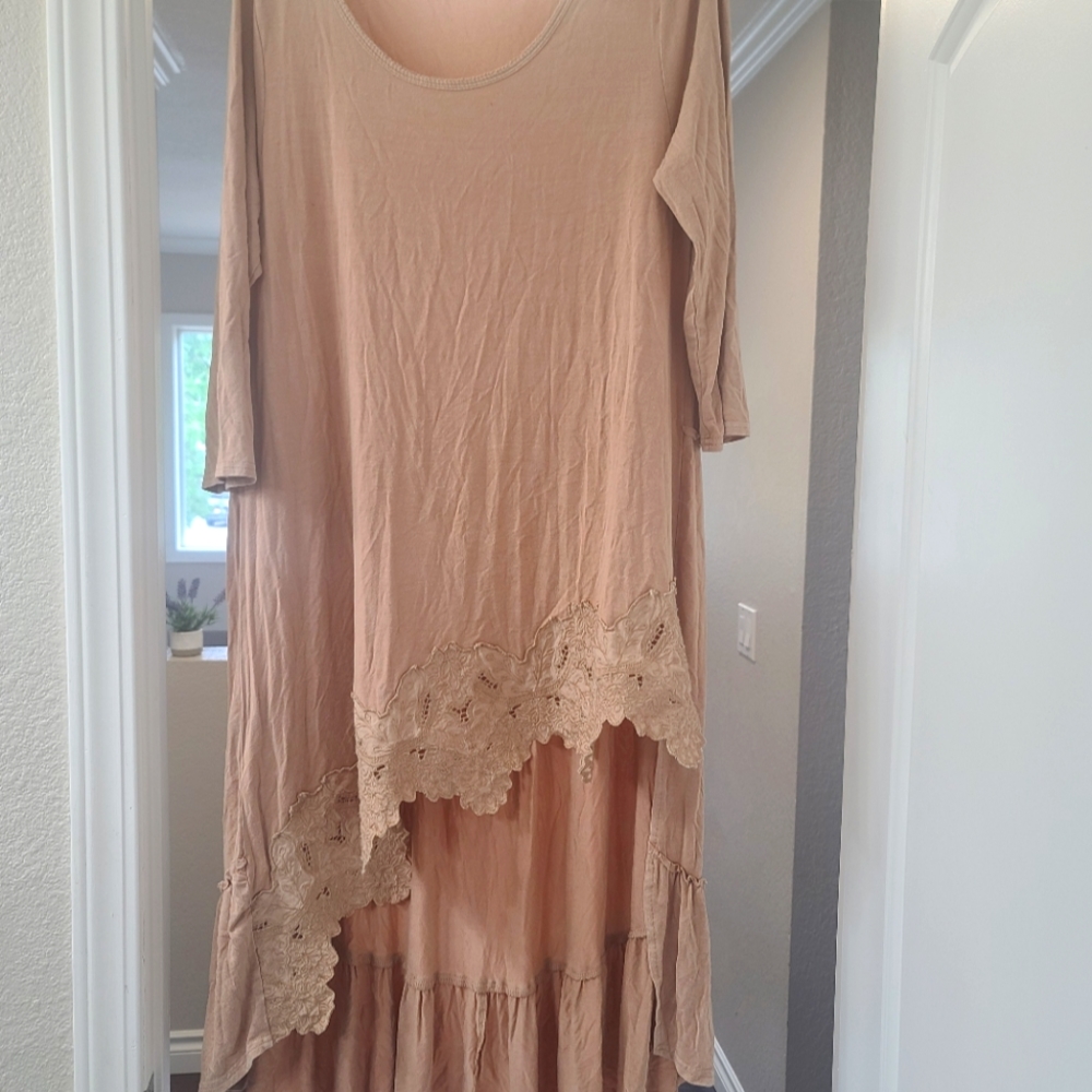 Gimmicks by BKE 3/4 Sleeve Tunic
